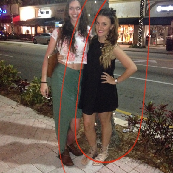 Worn once, EXCELLENT condition PeakABoo Flared Romper - Picture 12 of 16